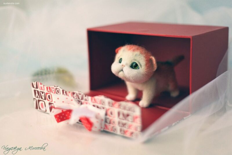 手心中的怪物娃娃-千呱资源网