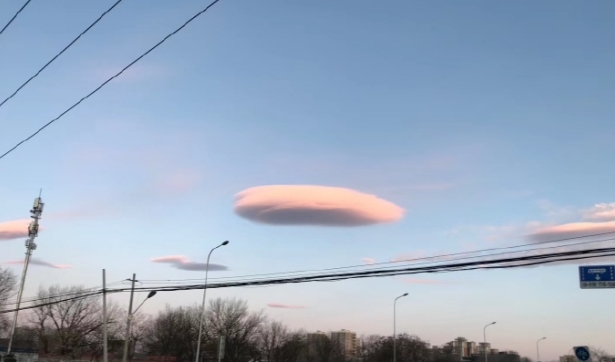 飞碟云是怎么形成的-千呱资源网