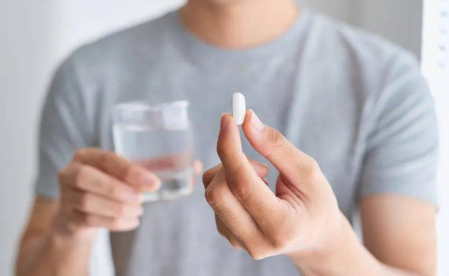 吃药到底该怎么喝水-千呱资源网