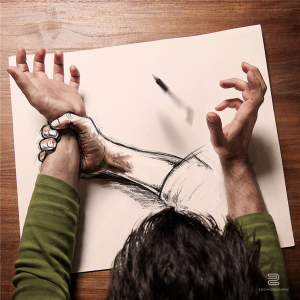 单身没手牵，那就画一只手出来吧!-千呱博客网