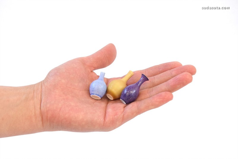 小巧玲珑的陶瓷花瓶-千呱博客网